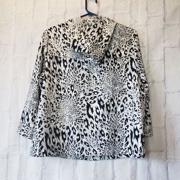 ZENERGY BY CHICO'S Hooded Animal Print Jacket - Picture 8 of 8